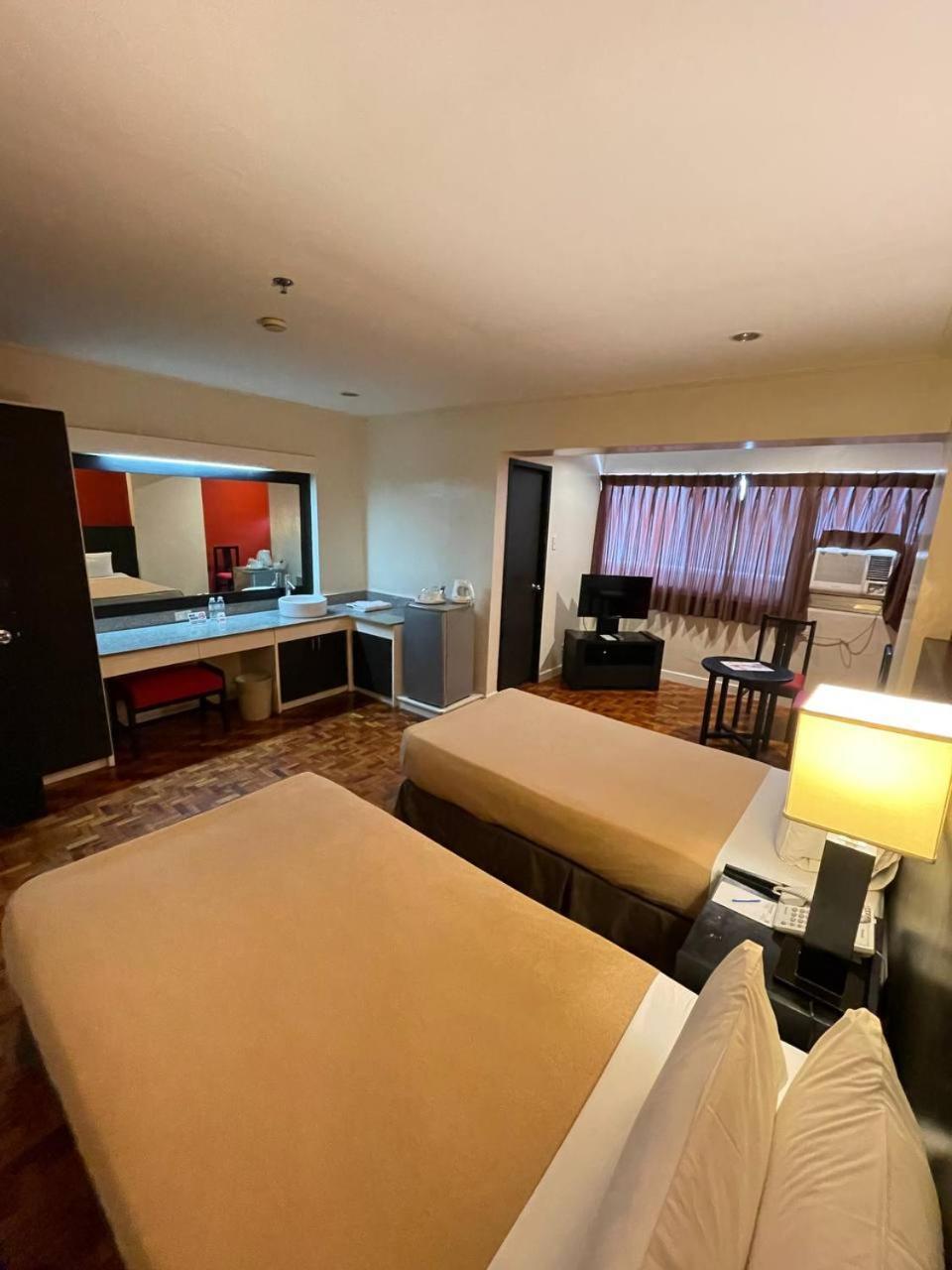 Copacabana Apartment Hotel Pasay Dış mekan fotoğraf
